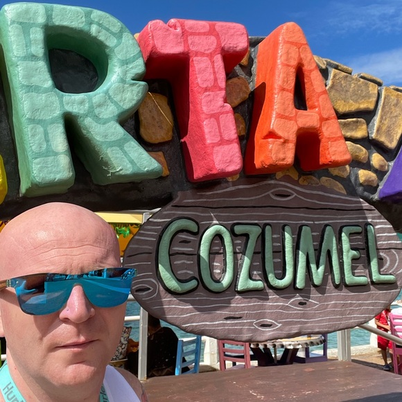 Meet your Posher, Josh - Picture 1 of 1